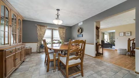 7436 Joy Ln, Roscoe, IL 61073 photo 17