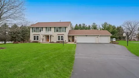 7436 Joy Ln, Roscoe, IL 61073