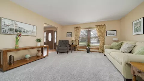 7436 Joy Ln, Roscoe, IL 61073 photo 8