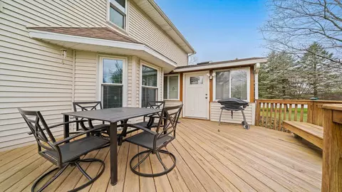 7436 Joy Ln, Roscoe, IL 61073 photo 37