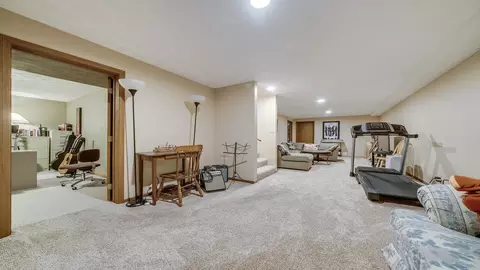 7436 Joy Ln, Roscoe, IL 61073 photo 32