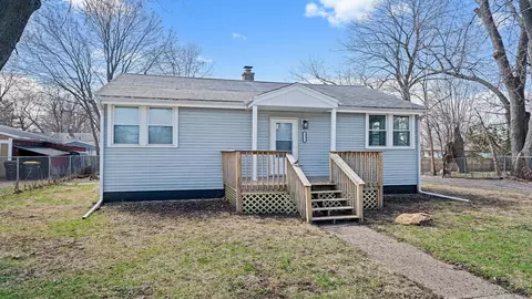 1211 41st Ave, Rockford, IL 61109