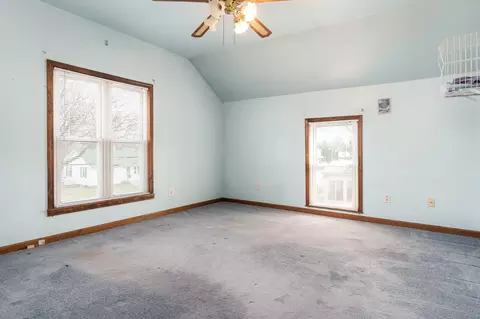 Bedroom - 719 E 4th St, Belvidere, IL 61008 photo 6 of 8