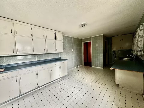 701 N Jefferson St, Mount Carroll, IL 61053 photo 10