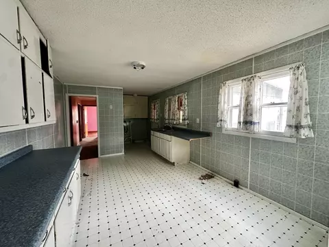 701 N Jefferson St, Mount Carroll, IL 61053 photo 11