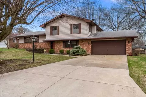 1116 St Andrews Way, Rockford, IL 61107
