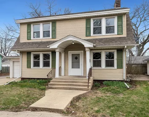 511 King St, Rockford, IL 61103