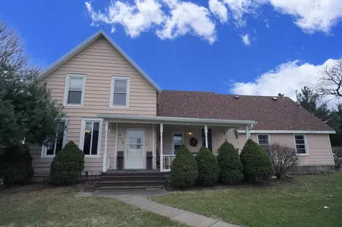 419 Galena, Warren, IL 61087