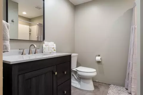 8325 E Crockett Rd, Roscoe, IL 61073 photo 59