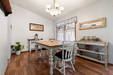 Dining - 5569 Grove St, Roscoe, IL 61073 photo 2 of 2
