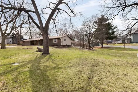 Exterior - 5569 Grove St, Roscoe, IL 61073 photo 3 of 6