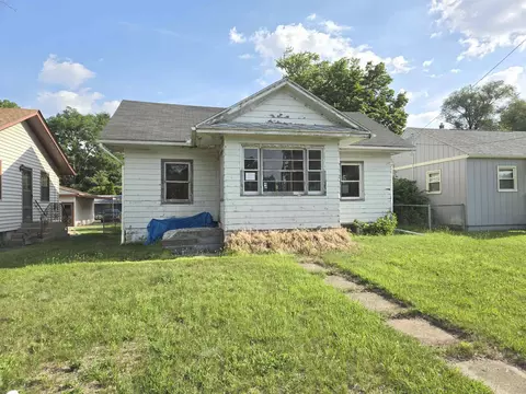 234 E Riverside Blvd, Loves Park, IL 61111