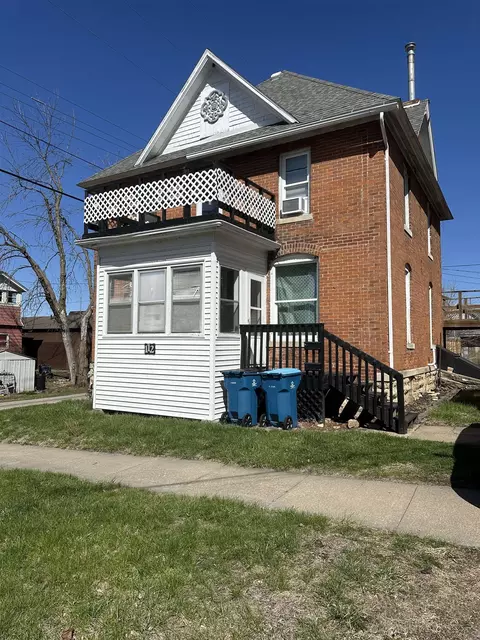 112 Quincy, Savanna, IL 61074