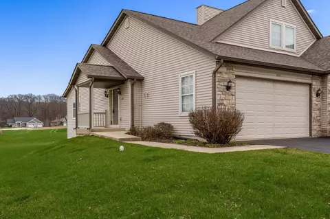 820 University Pkwy, Rockton, IL 61072