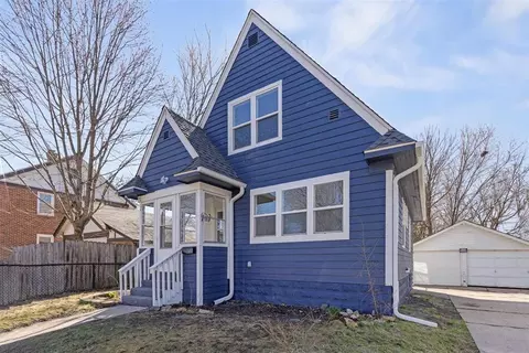 710 Harper Ave, Rockford, IL 61103