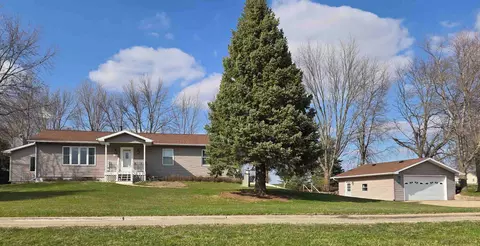 31 Lake Carroll Blvd # -3, Lanark, IL 61046