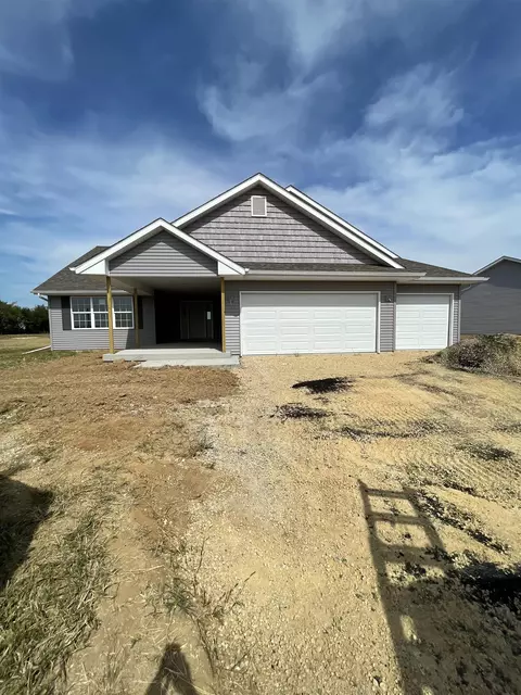 3669 Night Hawk Dr, Beloit, WI 53511
