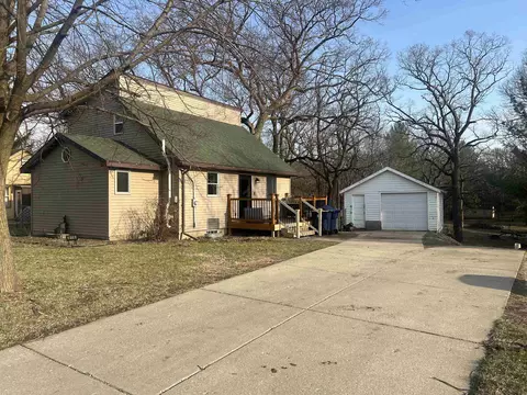616 E Cranston Rd, Beloit, WI 53511