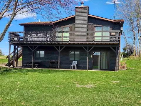4-155 Beachcomber, Lanark, IL 61046