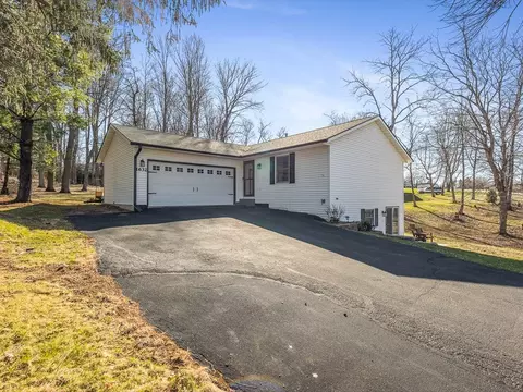 1632 Edgewood Dr, Lake Summerset, IL 61019