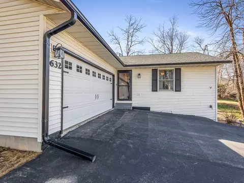 1632 Edgewood Dr, Lake Summerset, IL 61019 photo 2