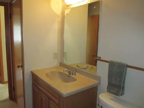 1932 Middlebury Rd, Freeport, IL 61032 photo 16