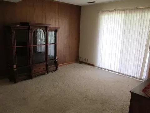 1932 Middlebury Rd, Freeport, IL 61032 photo 21