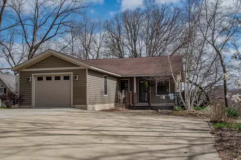 Exterior - 7 A252 Tomahawk Ln, Apple River, IL 61001 photo 4 of 9