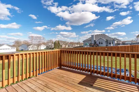 618 Ashleigh Ln, Roscoe, IL 61073 photo 38