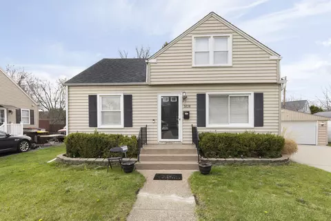 3238 Carolina Ave, Rockford, IL 61108