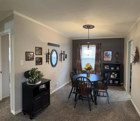 802 E Middle, Mount Carroll, IL 61053 photo 9