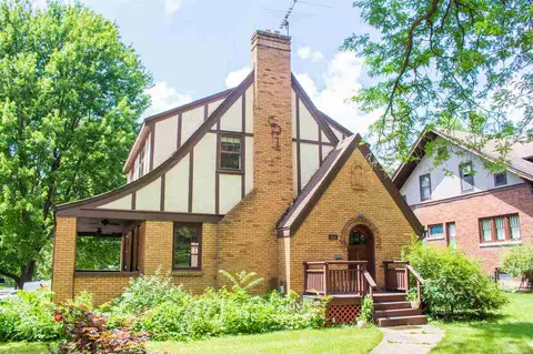 504 N Prospect St, Rockford, IL 61107