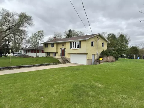 1804 W Fairview Rd, Freeport, IL 61032 photo 4