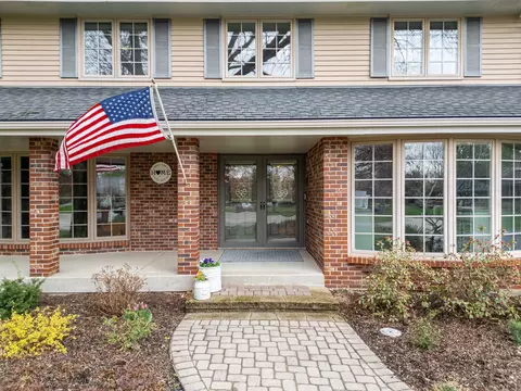 1764 Foxwood Ct, Rockford, IL 61107