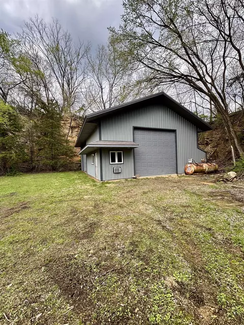 2121 W Hanover Rd, Hanover, IL 61041 photo 24