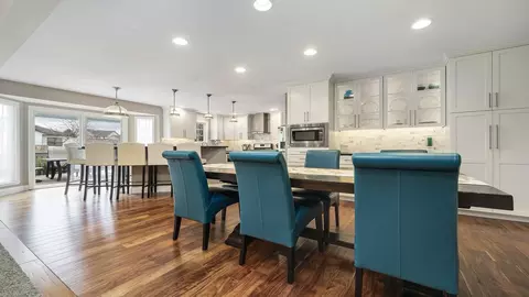 Dining - 372 Ivyleaf Ct, Roscoe, IL 61073 photo 1 of 3