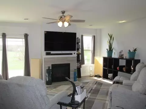 562 Rye Ridge Ct, Freeport, IL 61032 photo 26