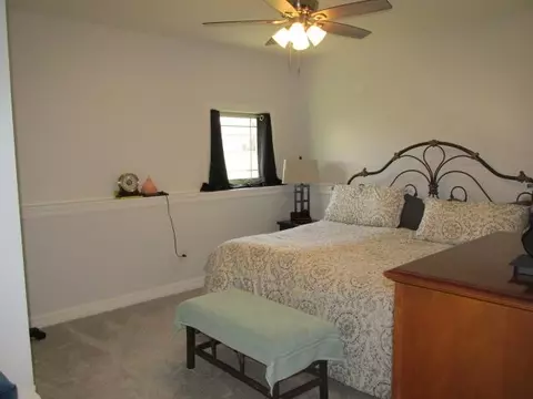 562 Rye Ridge Ct, Freeport, IL 61032 photo 30