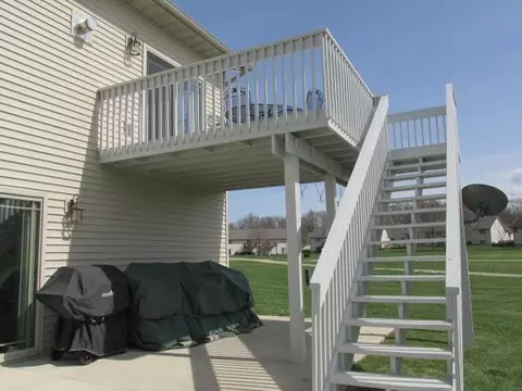562 Rye Ridge Ct, Freeport, IL 61032 photo 39