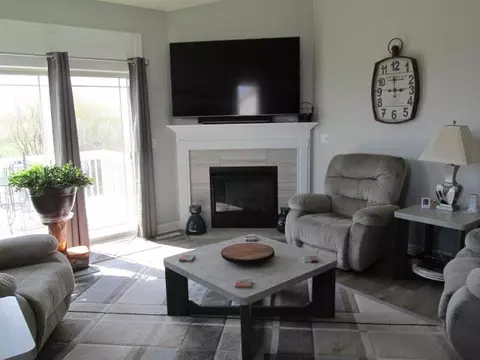 562 Rye Ridge Ct, Freeport, IL 61032 photo 12