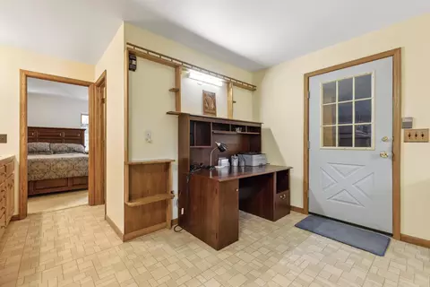 21022 Davis Dr, Malta, IL 60150 photo 3