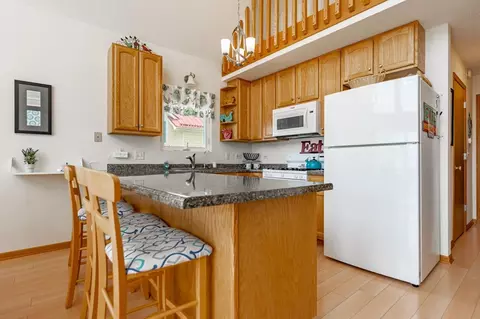 Kitchen - 1504 Pier Dr, Lake Summerset, IL 61019 photo 1 of 2