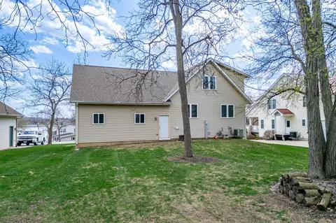Exterior - 1504 Pier Dr, Lake Summerset, IL 61019 photo 5 of 6