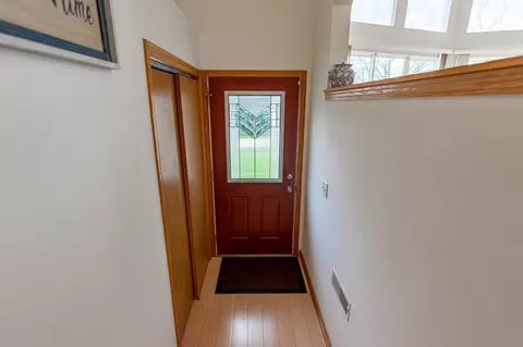 Entry Way - 1504 Pier Dr, Lake Summerset, IL 61019 photo 1 of 1