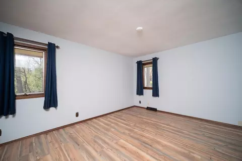 Bedroom - 10401 Ray Dr, Roscoe, IL 61073 photo 4 of 7