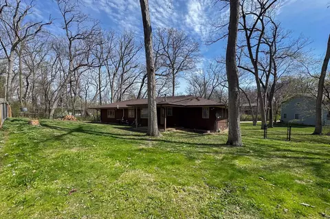 Exterior - 10401 Ray Dr, Roscoe, IL 61073 photo 5 of 8