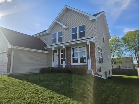 Exterior - 615 Biscayne Pl, Roscoe, IL 61073 photo 2 of 7