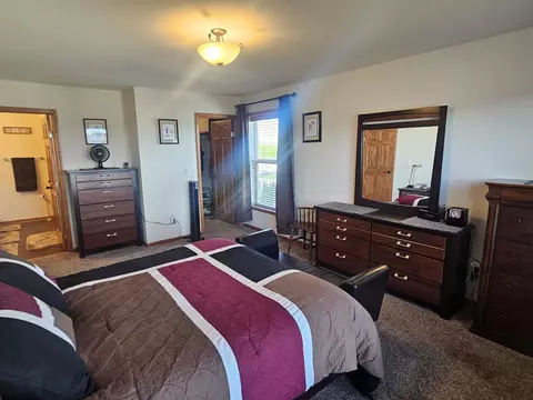 Bedroom - 615 Biscayne Pl, Roscoe, IL 61073 photo 2 of 7