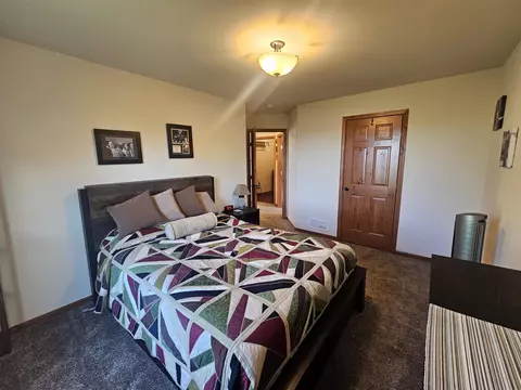Bedroom - 615 Biscayne Pl, Roscoe, IL 61073 photo 5 of 7