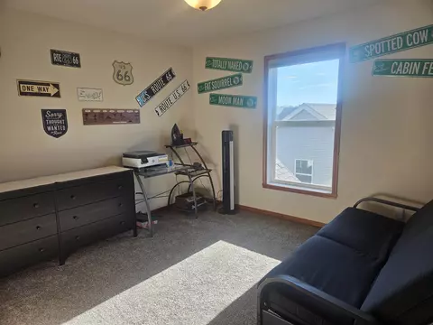 Bedroom - 615 Biscayne Pl, Roscoe, IL 61073 photo 4 of 7